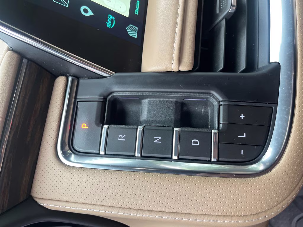 2023 Summit White Chevrolet Tahoe Premier 4X4 SUV