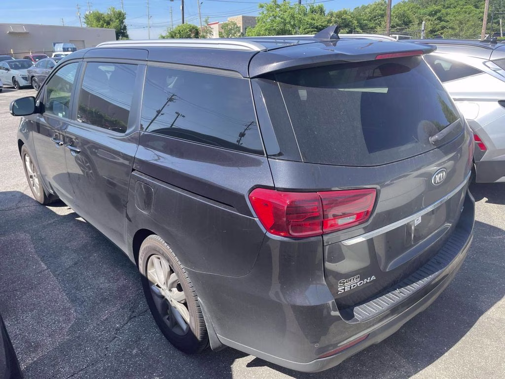 2019 Panthera Metal Kia Sedona EX FWD Van