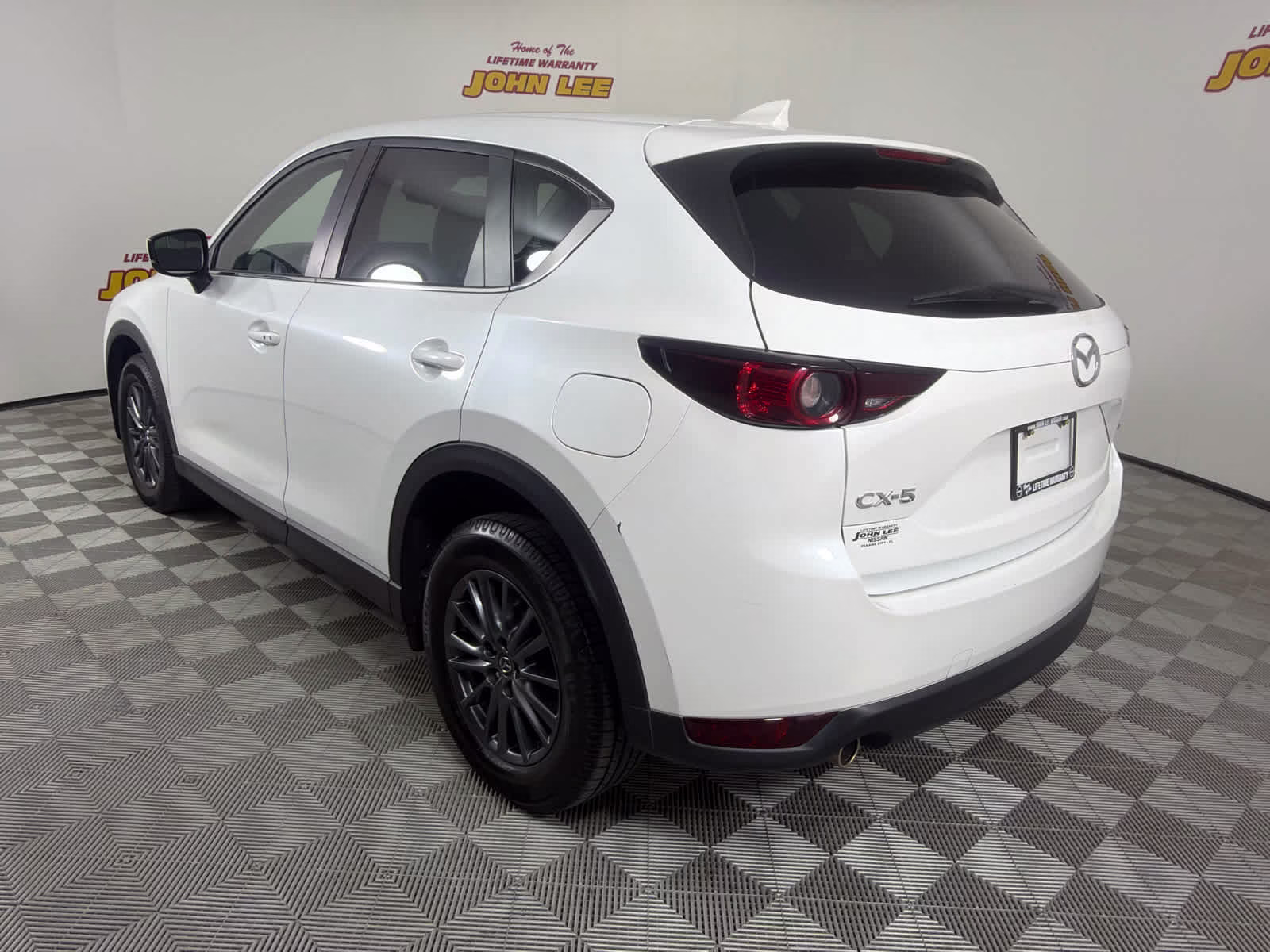 2021 Snowflake White Pearl Mica Mazda CX-5 Touring FWD SUV