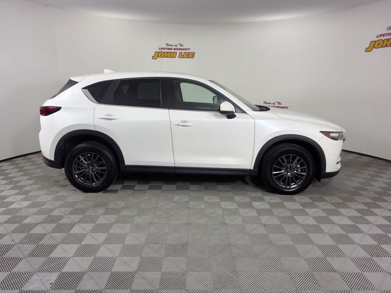 2021 Snowflake White Pearl Mica Mazda CX-5 Touring FWD SUV