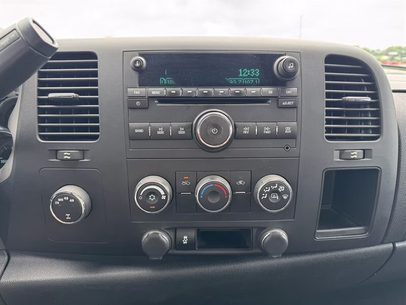 2013 Graystone Metallic Chevrolet Silverado 1500 LT 4X4 Truck