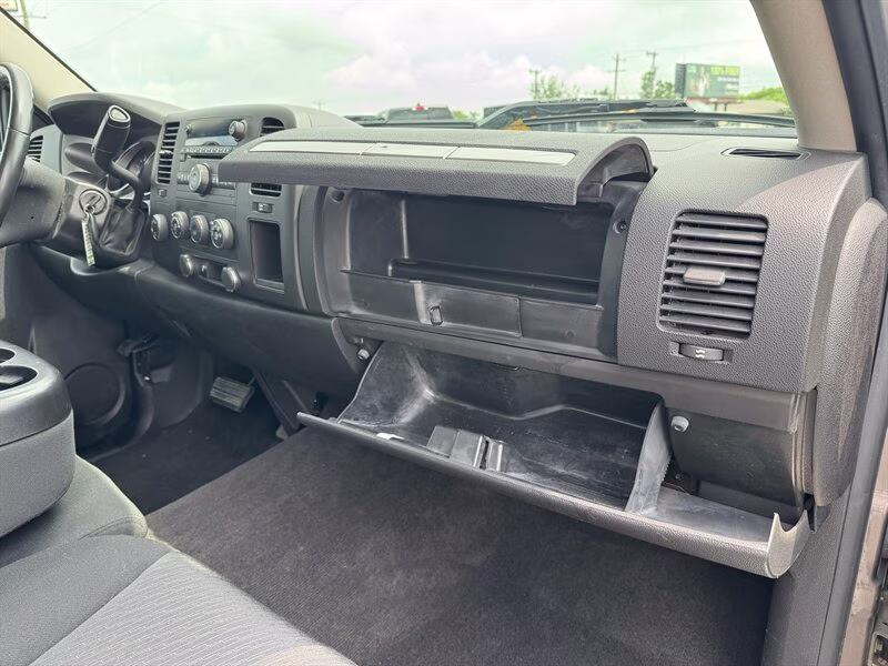2013 Graystone Metallic Chevrolet Silverado 1500 LT 4X4 Truck