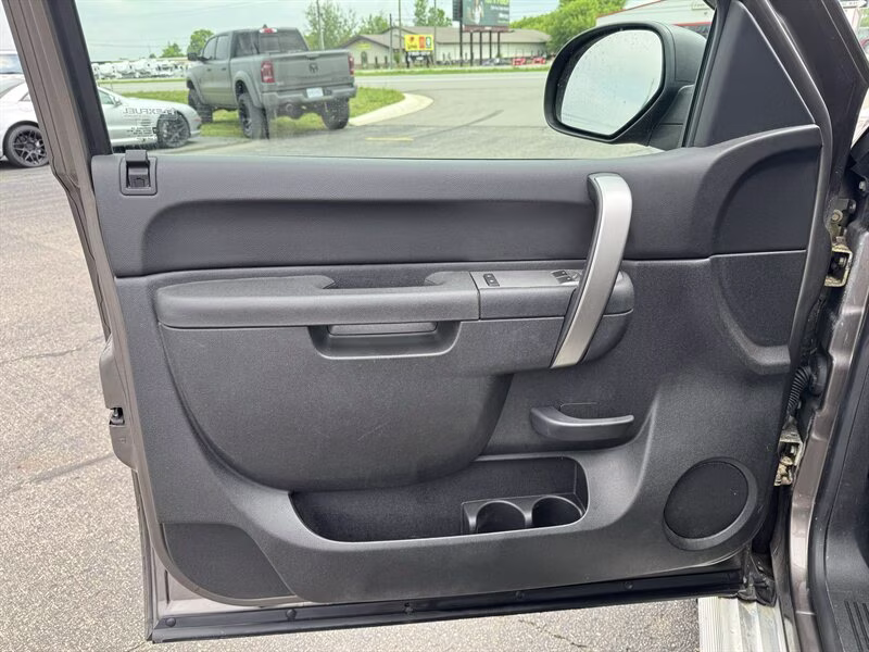 2013 Graystone Metallic Chevrolet Silverado 1500 LT 4X4 Truck