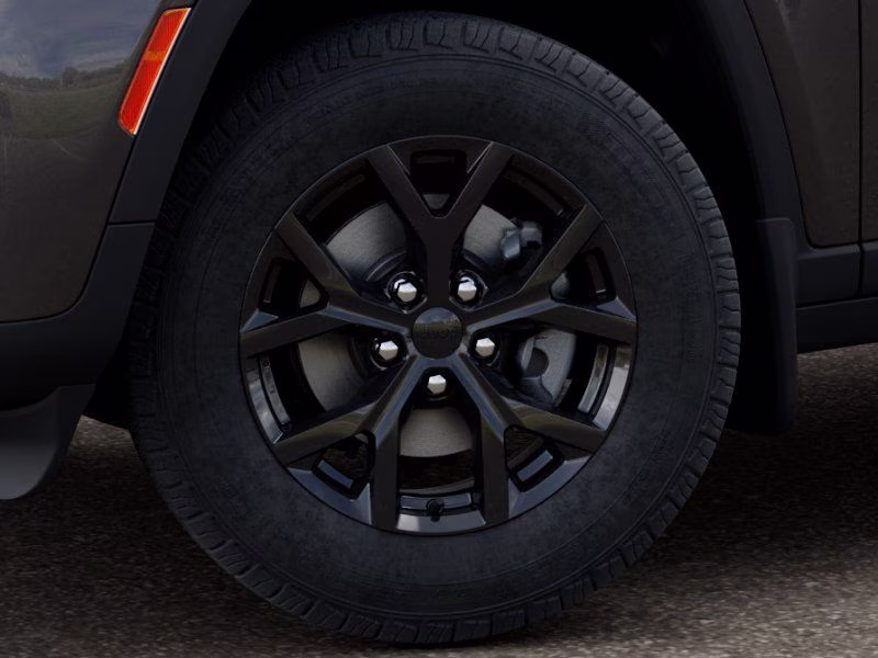 2026 Baltic Gray Metallic Clearcoat Jeep Grand Cherokee Laredo Altitude 4X4 SUV
