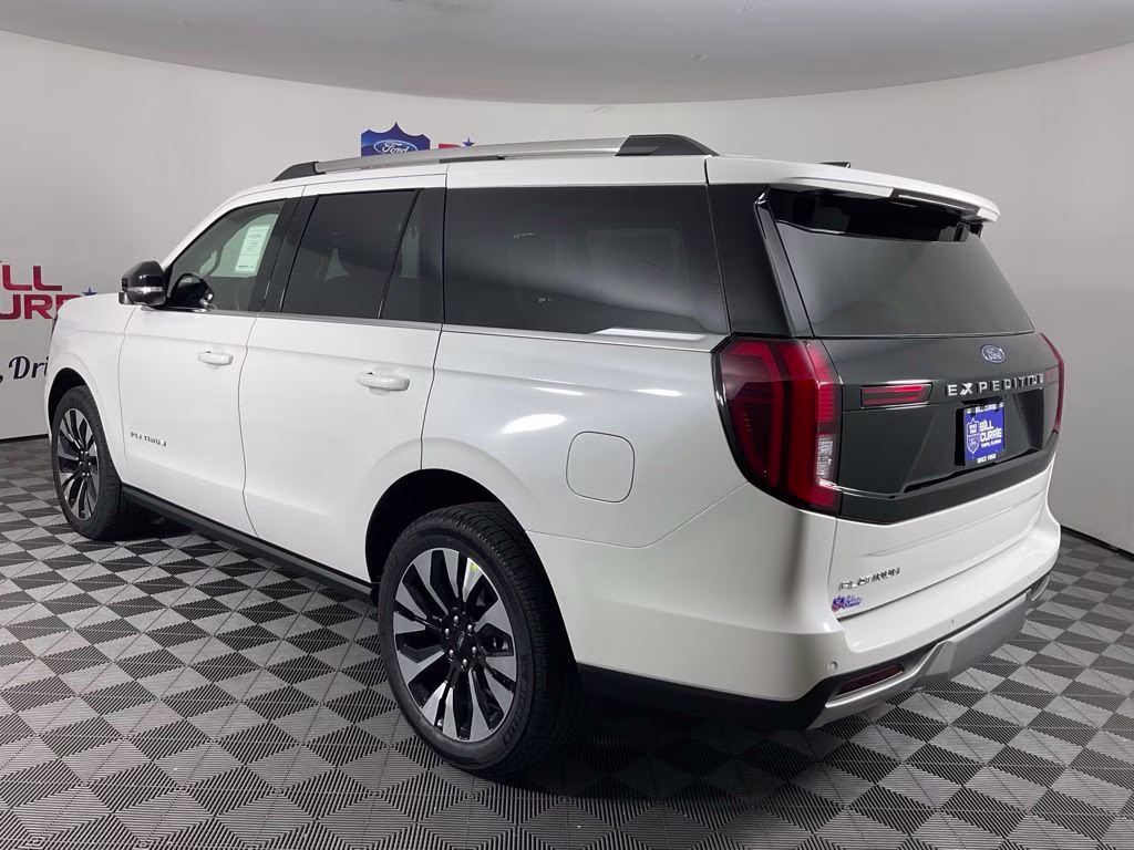 2026 White Metallic Ford Expedition Platinum 4X4 SUV