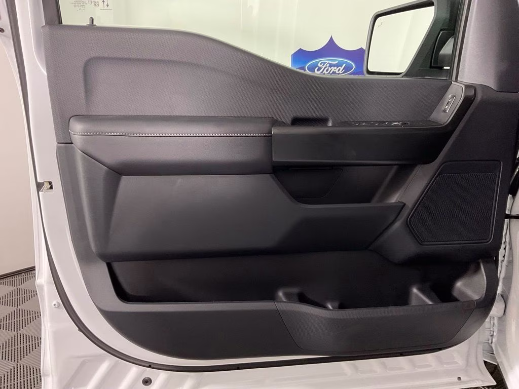 2026 Oxford White Ford F-150 STX 4X4 Truck
