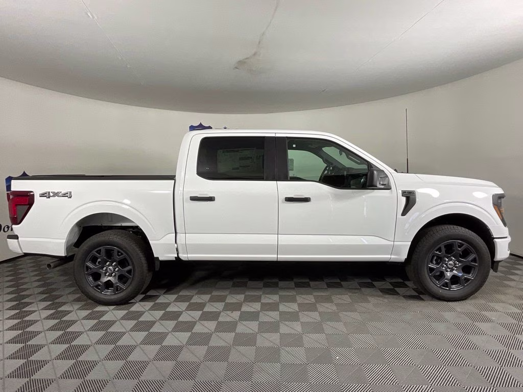 2026 Oxford White Ford F-150 STX 4X4 Truck