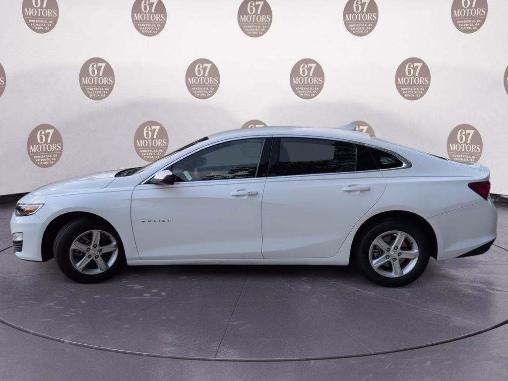 2023 Summit White Chevrolet Malibu LT FWD Sedan
