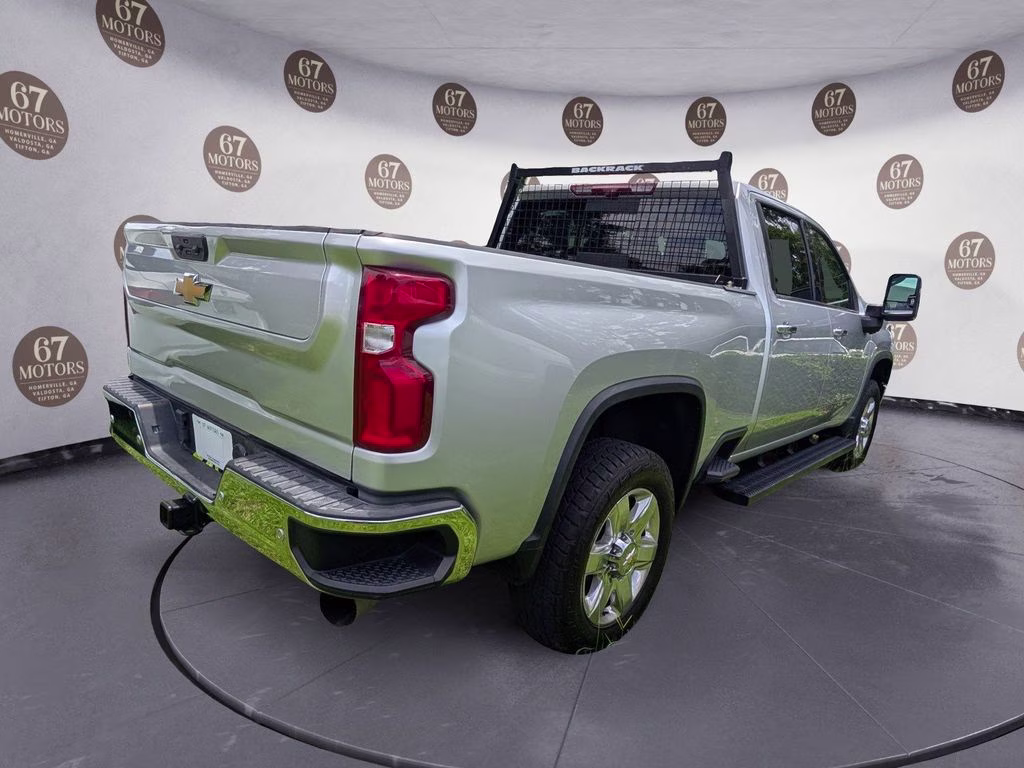 2022 Silver Ice Metallic Chevrolet Silverado 2500HD LTZ 4X4 Truck