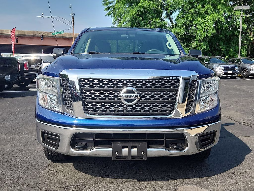 2017 Deep Blue Pearl Nissan Titan SV 4X4 Truck