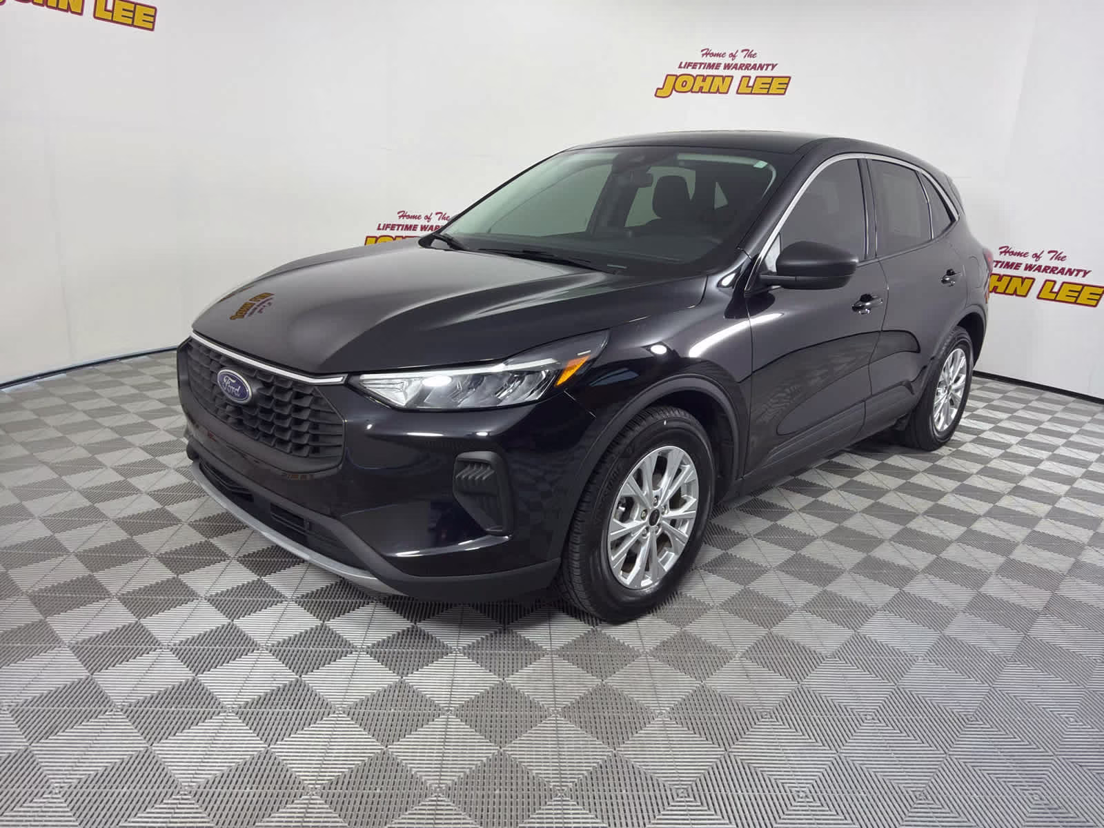 2024 Agate Black Metallic Ford Escape Active FWD SUV
