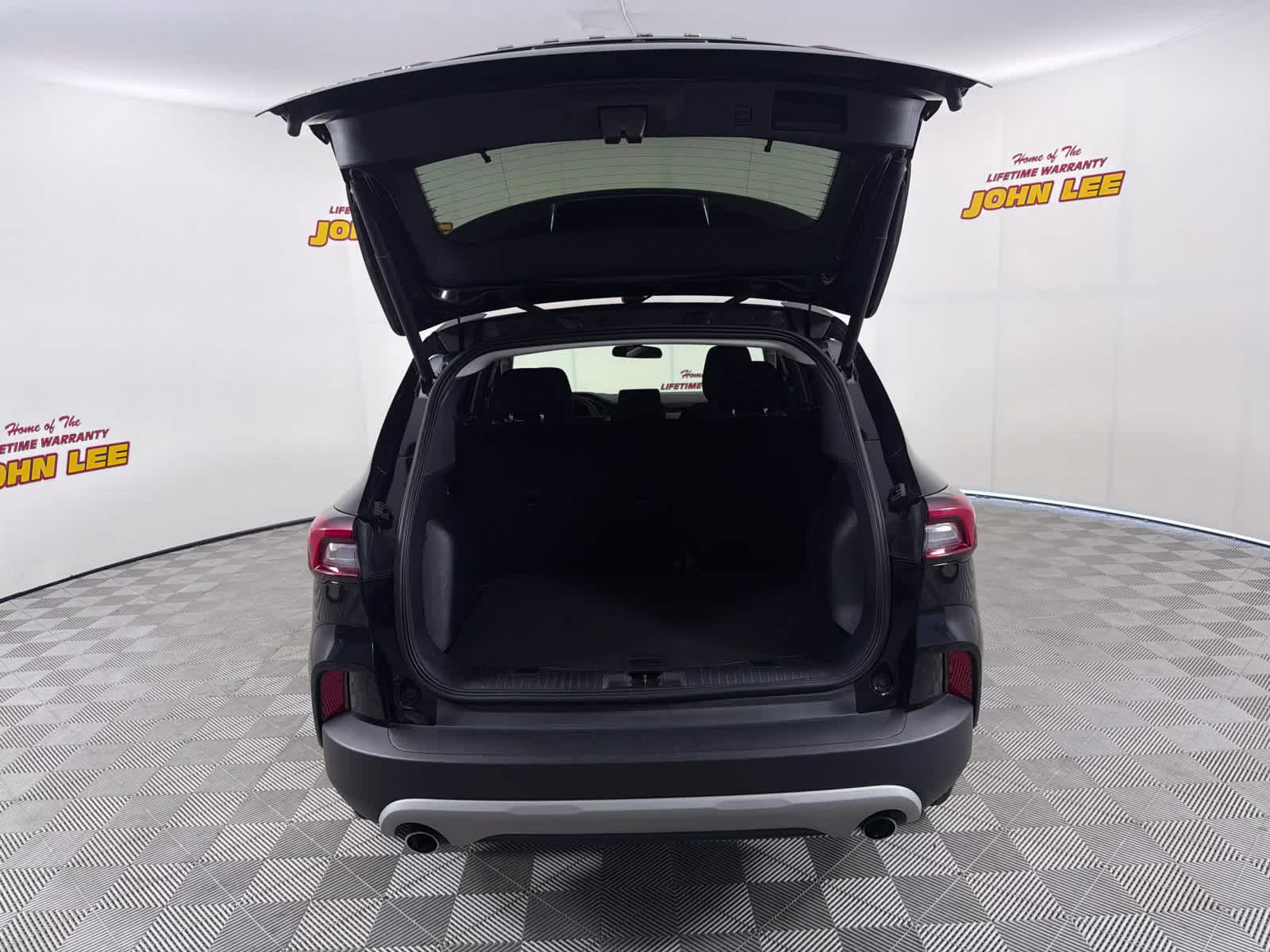 2024 Agate Black Metallic Ford Escape Active FWD SUV