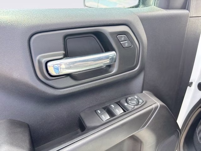 2023 Summit White Chevrolet Silverado 1500 Custom Trail Boss 4X4 Truck