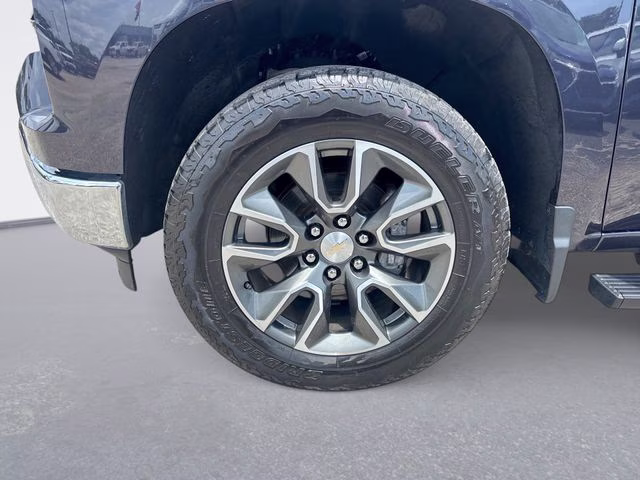 2024 Ash Chevrolet Silverado 1500 LT 4X4 Truck
