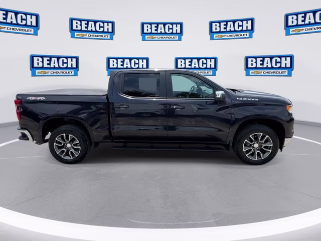 2024 Ash Chevrolet Silverado 1500 LT 4X4 Truck