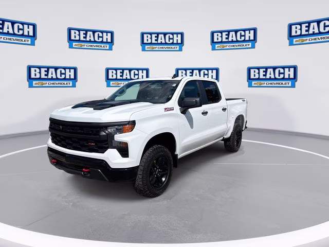 2023 Summit White Chevrolet Silverado 1500 Custom Trail Boss 4X4 Truck