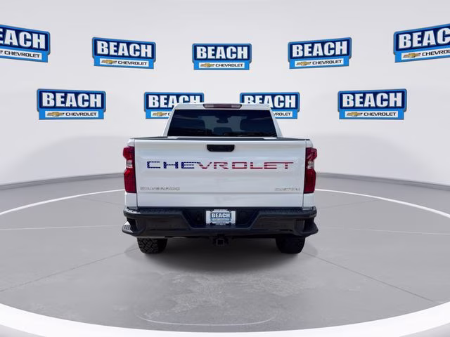 2023 Summit White Chevrolet Silverado 1500 Custom Trail Boss 4X4 Truck