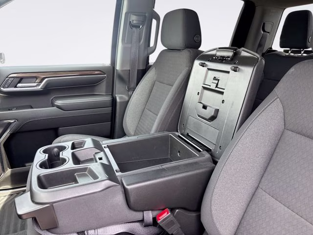 2024 Ash Chevrolet Silverado 1500 LT 4X4 Truck