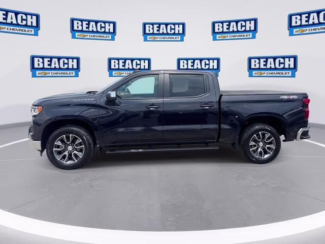2024 Ash Chevrolet Silverado 1500 LT 4X4 Truck