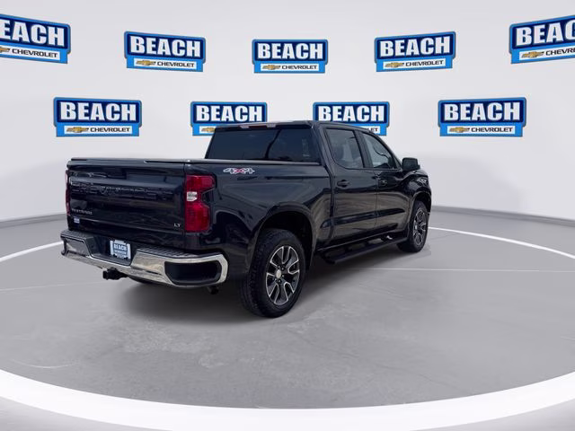 2024 Ash Chevrolet Silverado 1500 LT 4X4 Truck
