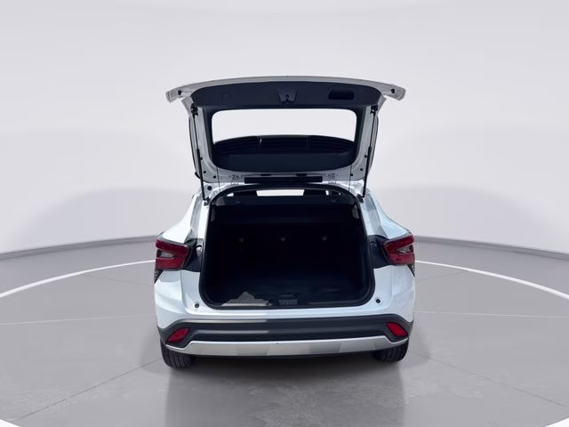 2025 Summit White Chevrolet Trax LT FWD SUV