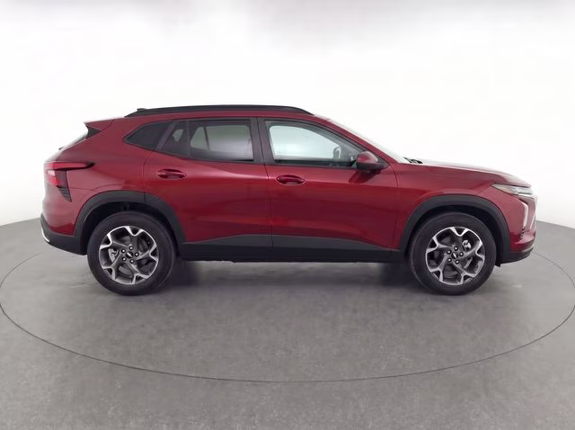 2025 Crimson Chevrolet Trax LT FWD SUV