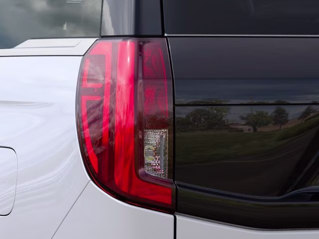 2027 Star White Metallic Tri-Coat Ford Expedition Max Active RWD SUV
