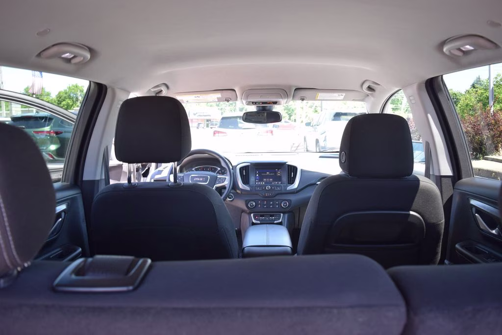2024 Sterling Metallic GMC Terrain SLE AWD SUV