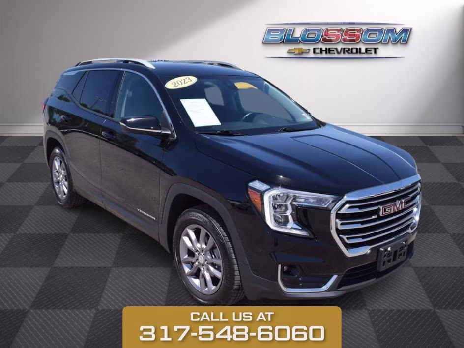 2023 GMC Terrain SLT AWD's photo