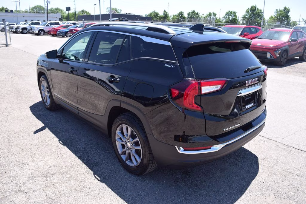 2023 Ebony Twilight Metallic GMC Terrain SLT AWD SUV