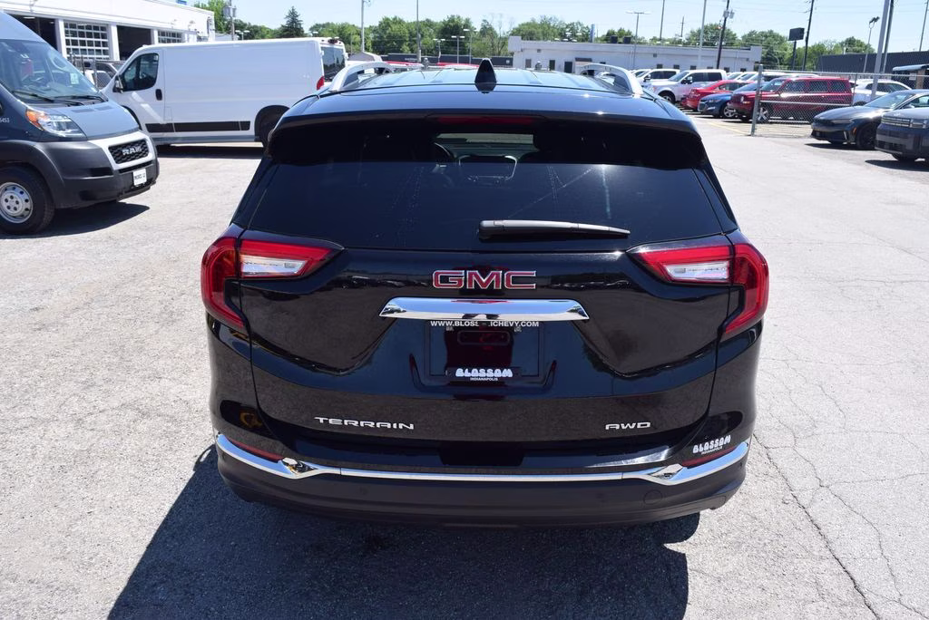 2023 Ebony Twilight Metallic GMC Terrain SLT AWD SUV