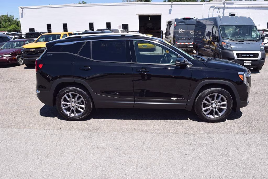 2023 Ebony Twilight Metallic GMC Terrain SLT AWD SUV