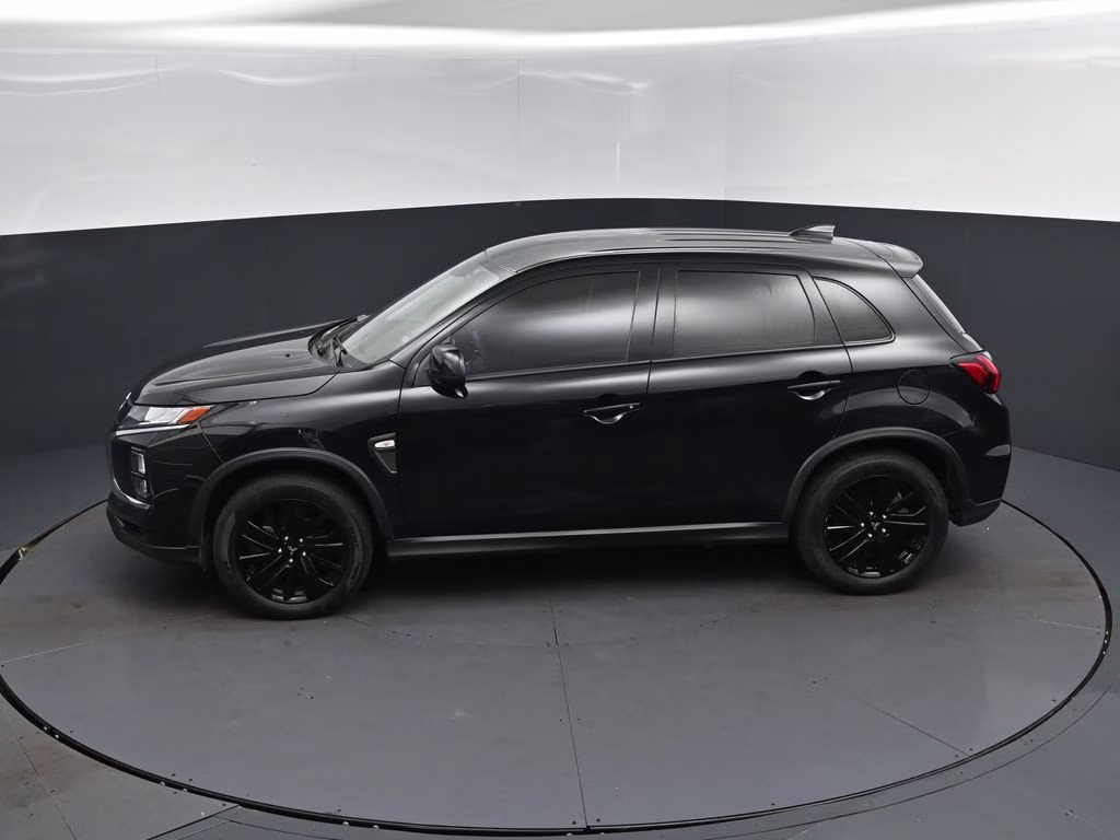 2022 Black Mitsubishi Outlander Sport 2.0 LE 4X4 SUV