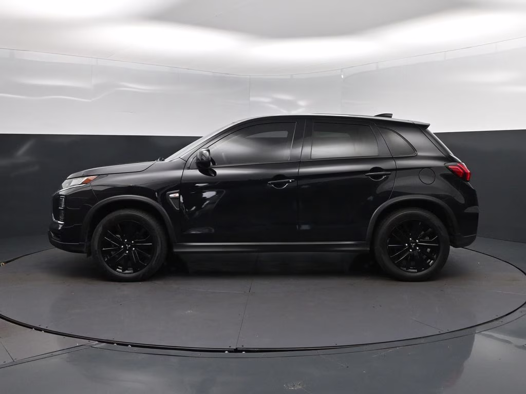 2022 Black Mitsubishi Outlander Sport 2.0 LE 4X4 SUV