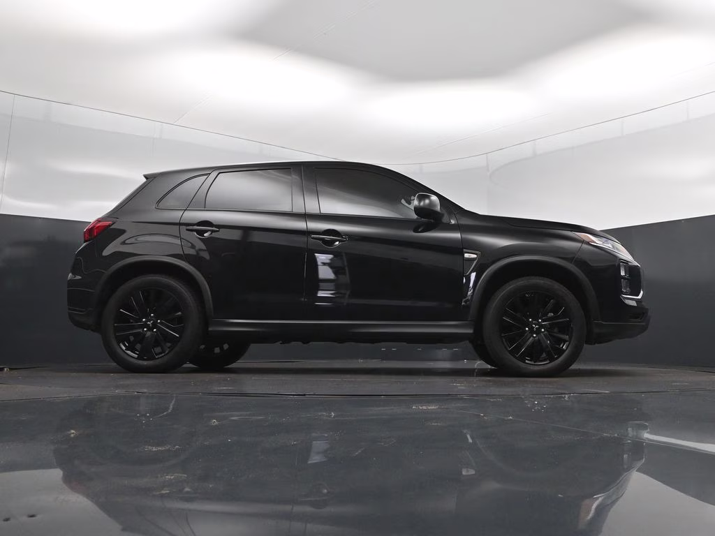 2022 Black Mitsubishi Outlander Sport 2.0 LE 4X4 SUV