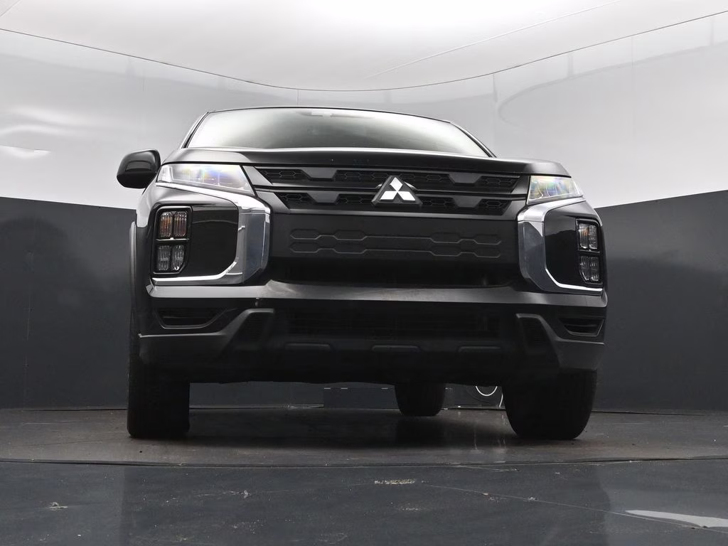 2022 Black Mitsubishi Outlander Sport 2.0 LE 4X4 SUV
