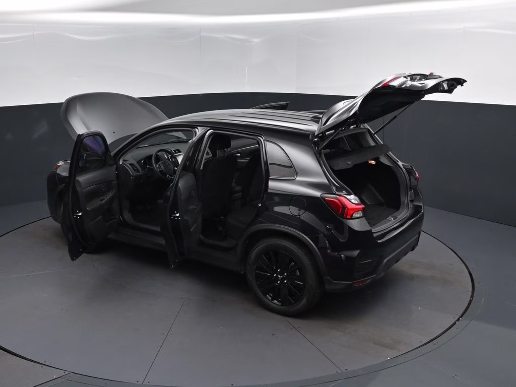 2022 Black Mitsubishi Outlander Sport 2.0 LE 4X4 SUV