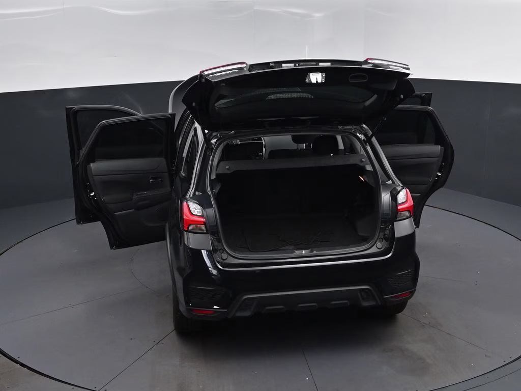 2022 Black Mitsubishi Outlander Sport 2.0 LE 4X4 SUV