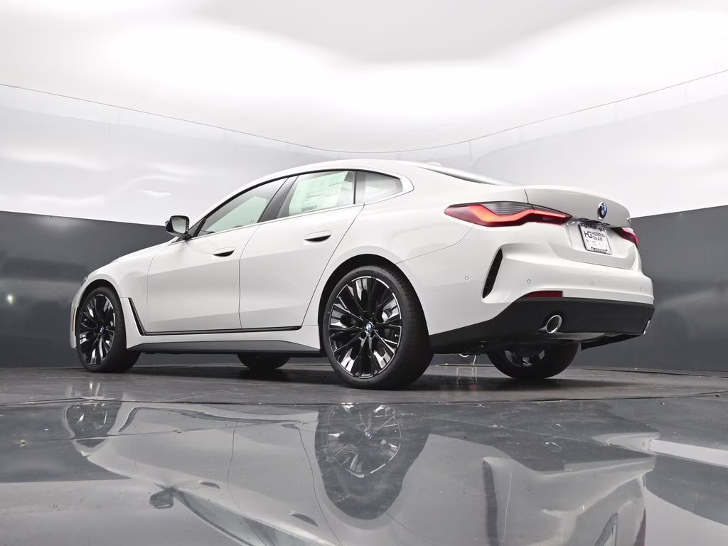 2026 Alpine White BMW 4 Series 430i Gran Coupe RWD Hatchback