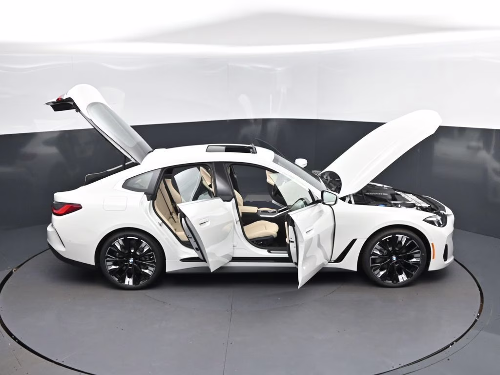 2026 Alpine White BMW 4 Series 430i Gran Coupe RWD Hatchback