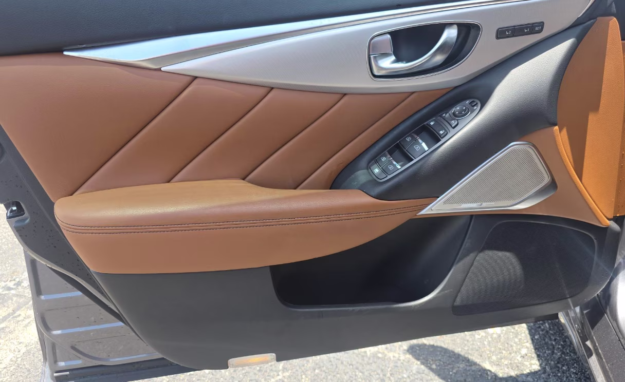 2023 Graphite Shadow INFINITI Q50 LUXE RWD Sedan