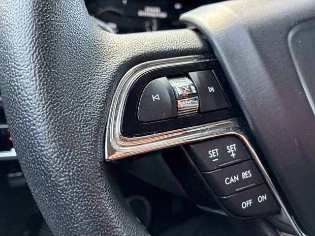 2023 Infinite Black Metallic Clearcoat Lincoln Nautilus Standard AWD SUV
