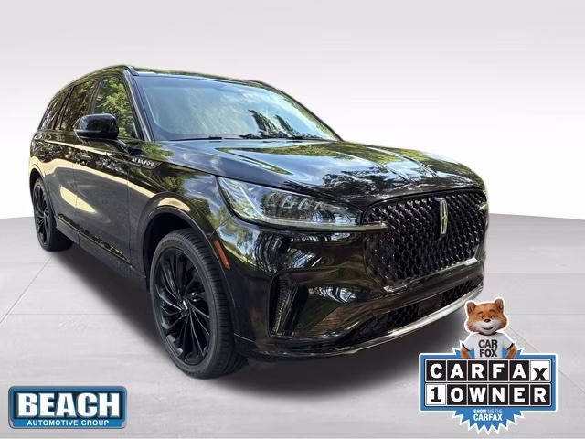 2025 Infinite Black Metallic Clearcoat Lincoln Aviator Reserve AWD SUV