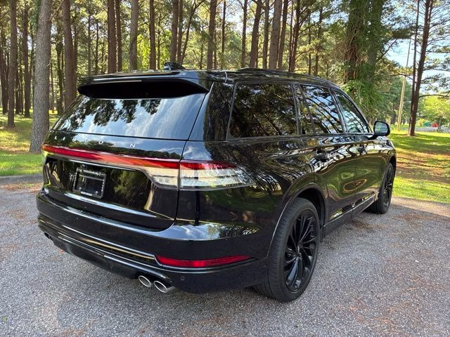 2025 Infinite Black Metallic Clearcoat Lincoln Aviator Reserve AWD SUV