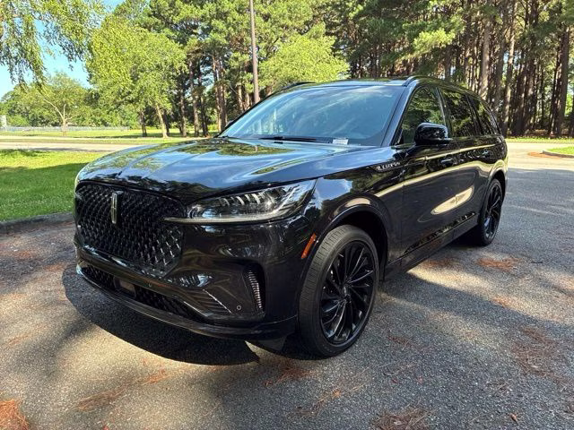 2025 Infinite Black Metallic Clearcoat Lincoln Aviator Reserve AWD SUV