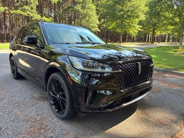 2025 Infinite Black Metallic Clearcoat Lincoln Aviator Reserve AWD SUV