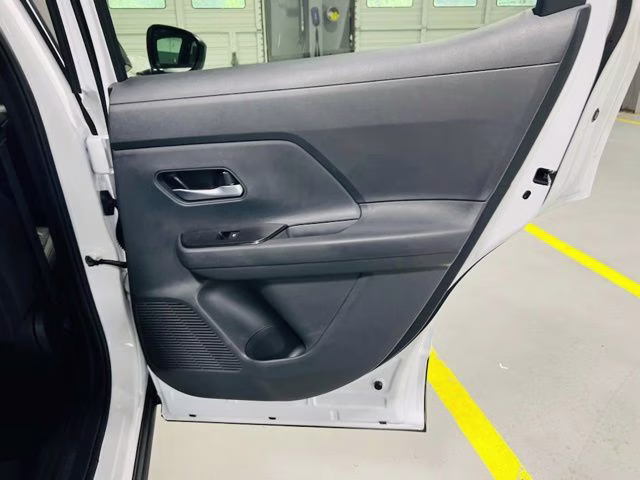 2026 Aspen White/Super Black Nissan Kicks SV FWD SUV