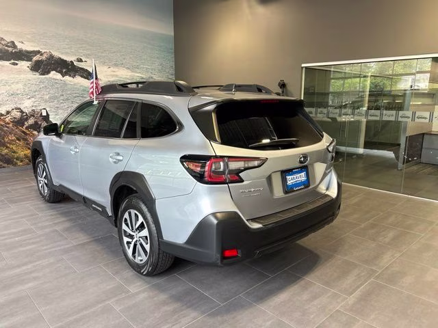 2023 Ice Silver Metallic Subaru Outback Premium AWD SUV