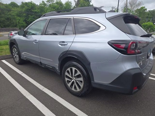 2023 Ice Silver Metallic Subaru Outback Premium AWD SUV