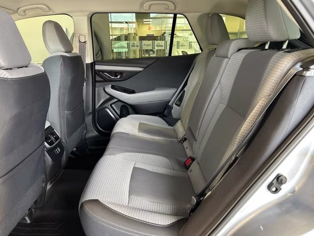 2023 Ice Silver Metallic Subaru Outback Premium AWD SUV